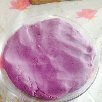 椰香爱心紫薯饼的做法图解3
