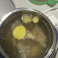 小熊电热饭盒炖萝卜排骨汤的做法图解3