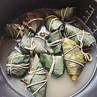 #浓情端午 粽粽有赏#蜜豆西米粽子的做法图解9