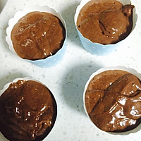 巧克力熔岩蛋糕（只需四种材料）的做法图解5