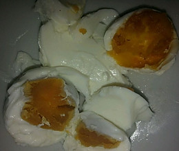 五香出油咸鸡蛋的做法