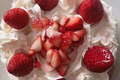 宝宝最爱(⑉°з°)-♡草莓蛋糕