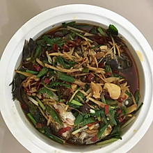 香辣鲫鱼