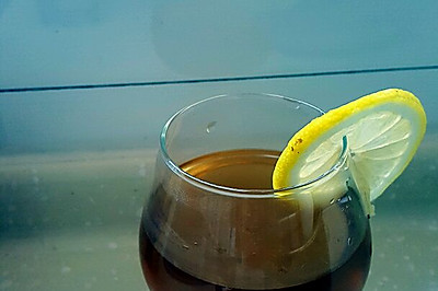 夏季不能缺席的饮品：港式柠檬茶