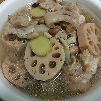 花生莲藕炖猪手的做法图解10