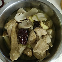 松茸三鲜汤