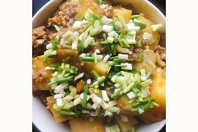 碎肉烧米凉粉