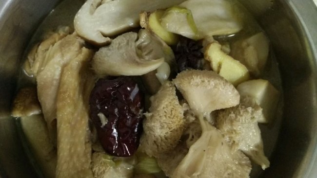 松茸三鲜汤的做法
