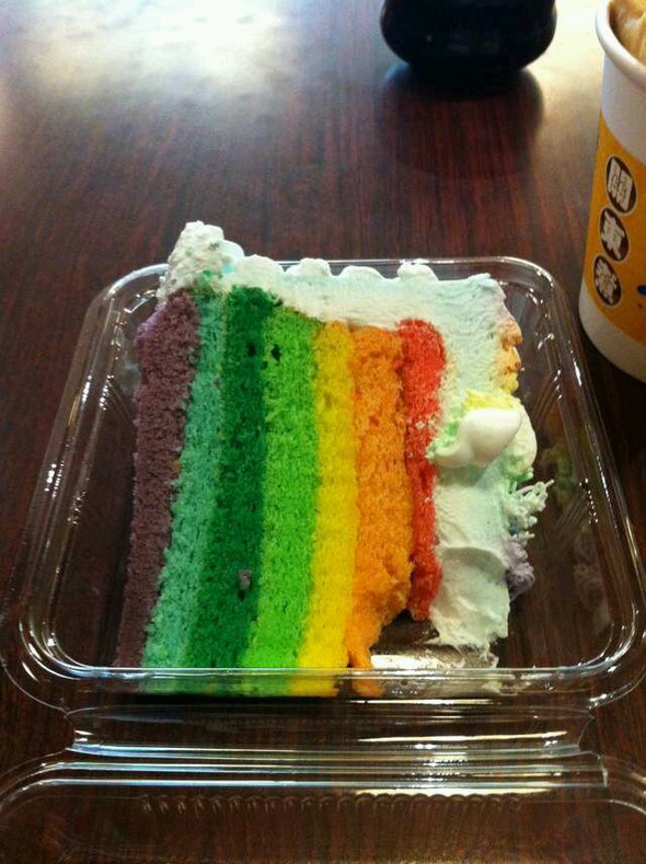彩虹蛋糕♥