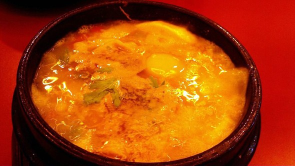 豆腐海鲜锅