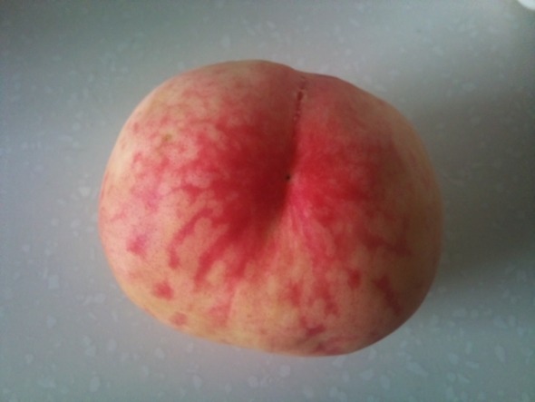 吃了一个桃子