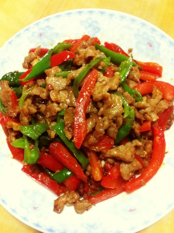 青红椒炒肉