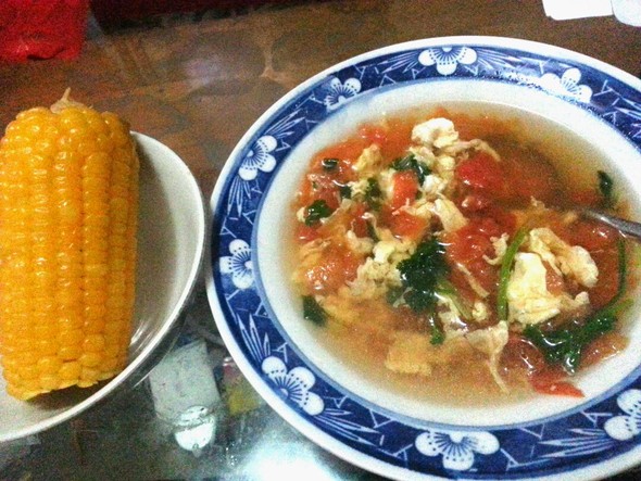 玉米+番茄蛋汤