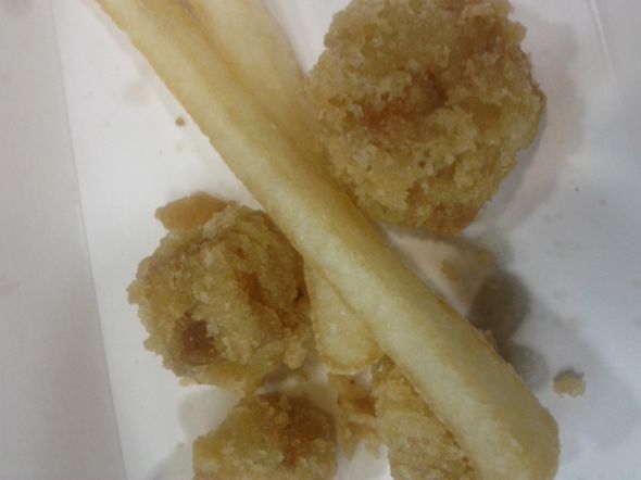 咬不动的鸡米花和干薯条