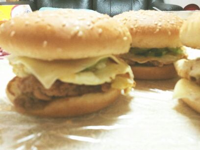 自制猪柳芝士蛋堡