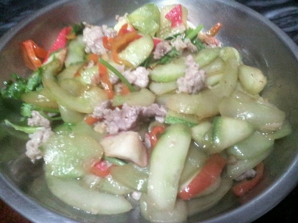 瘦肉炒瓜