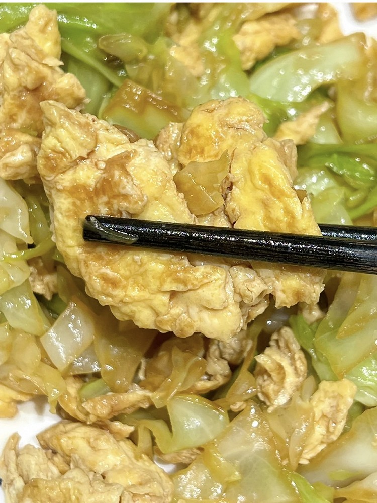 难以用语言形容的美味包菜炒蛋图1