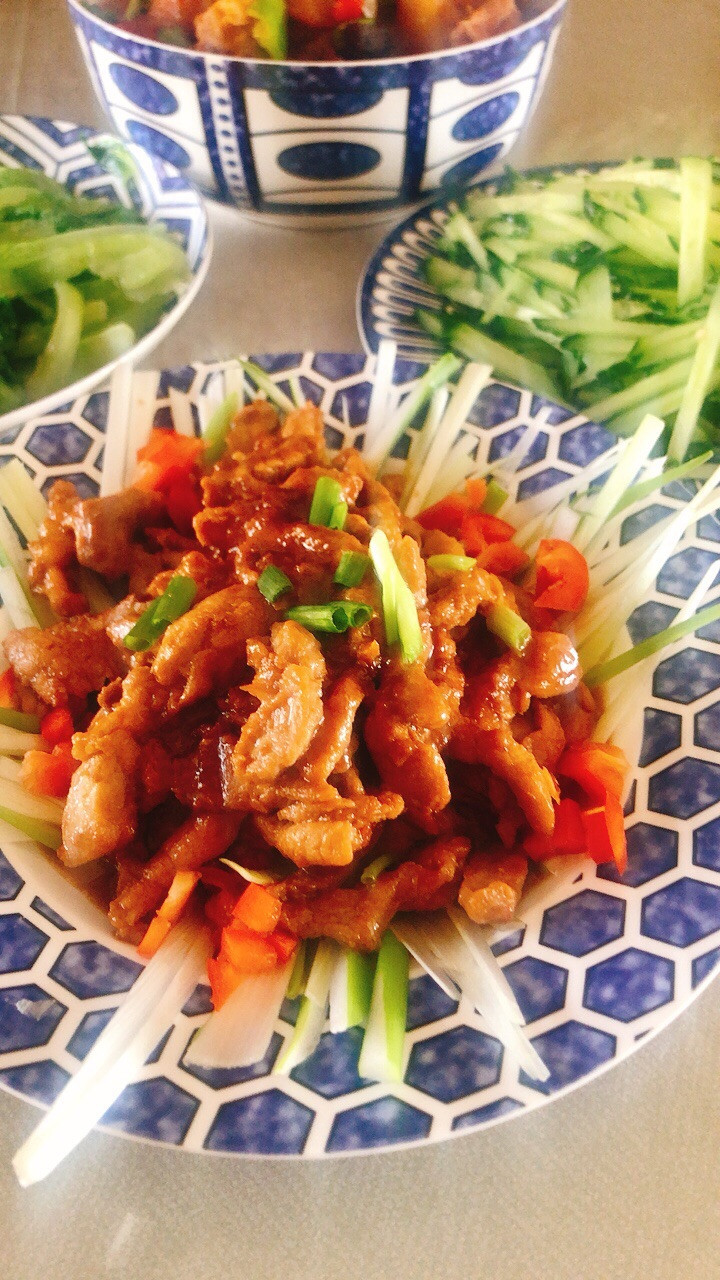 京酱肉丝，黄焖羊肉图1