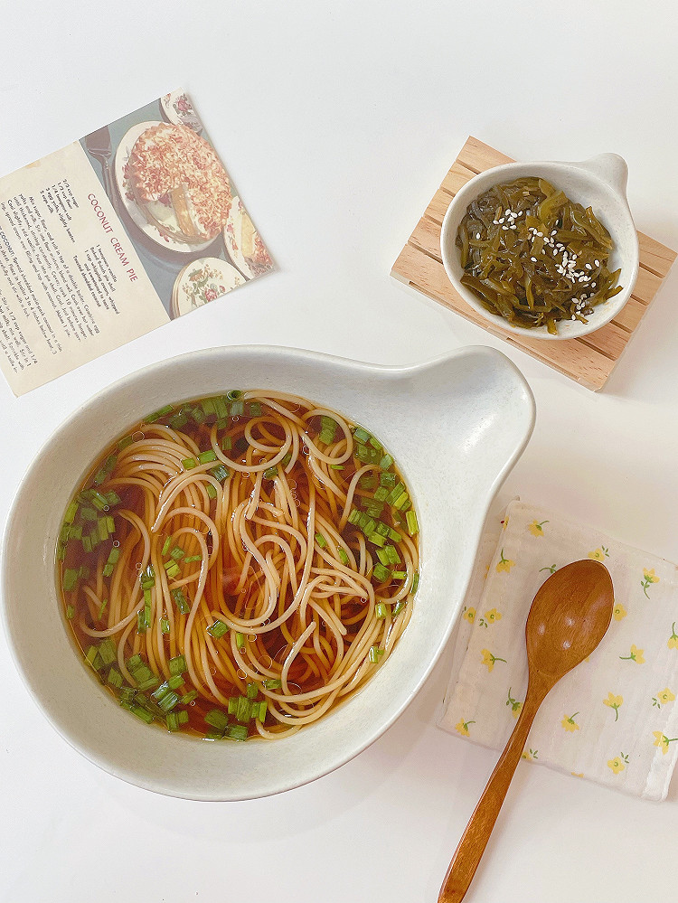 一碗阳春面🍜！5分钟速成🧂！鲜香到飘起🎐✨图2
