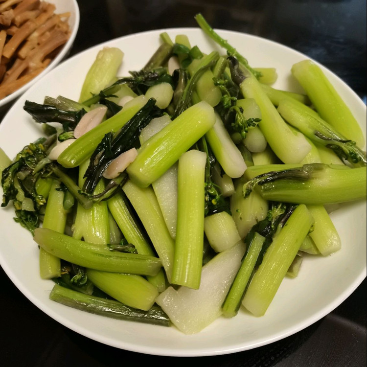 芝士焗豆腐+卤水拼盘+腊肉炒笋干+清炒菜苔，丰盛😎图3