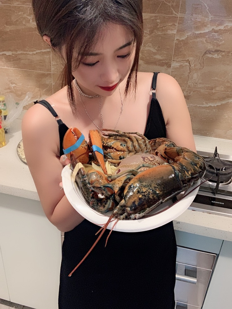 自己做的海鲜午餐^_^图1