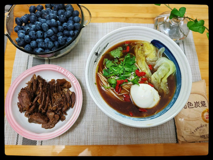 酱牛肉，牛肉面图1