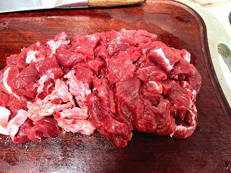 牛肉方块的做法图3
