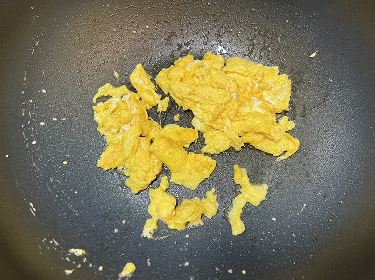 鸡蛋炒食蔬‼️周末孩子自己炒的一道菜图5