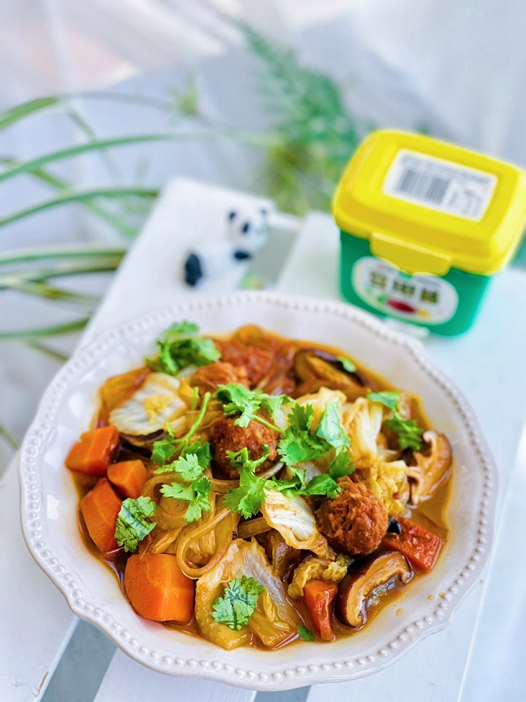 酱香丸子烩菜图1