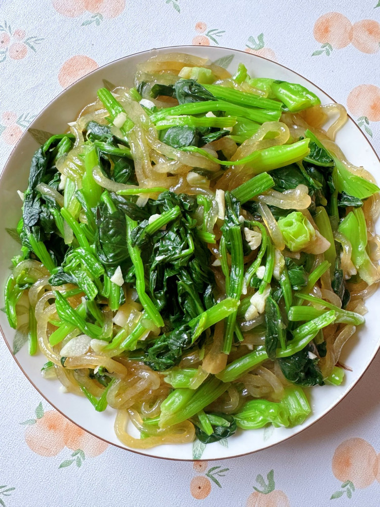 菠菜炒粉条，简单的美味！图2