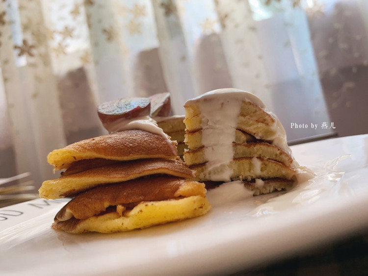🌸燕儿早餐集🌸今天做的松饼太好‌吃了，是加了酸奶的原因吗，特别柔软细腻图3