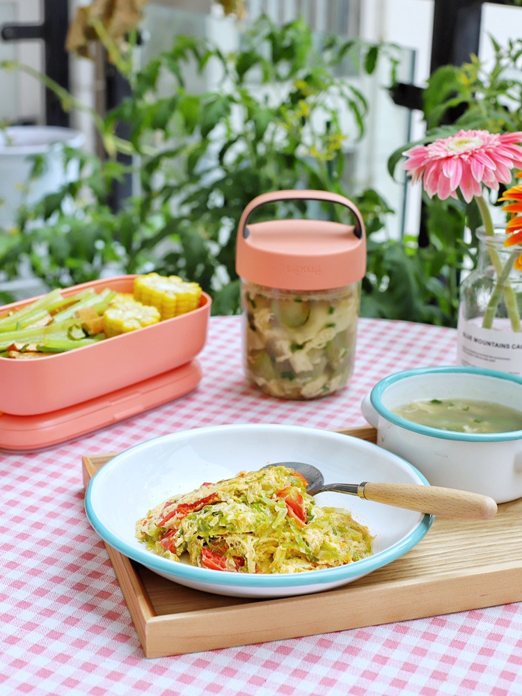 喵の减脂餐 | 芹菜香干、包菜烹蛋、丝瓜蛋汤～图9