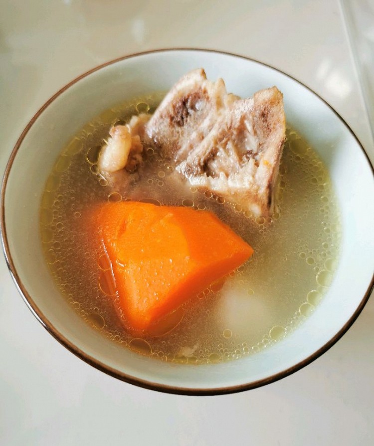 扁豆红萝卜淮山龙骨汤