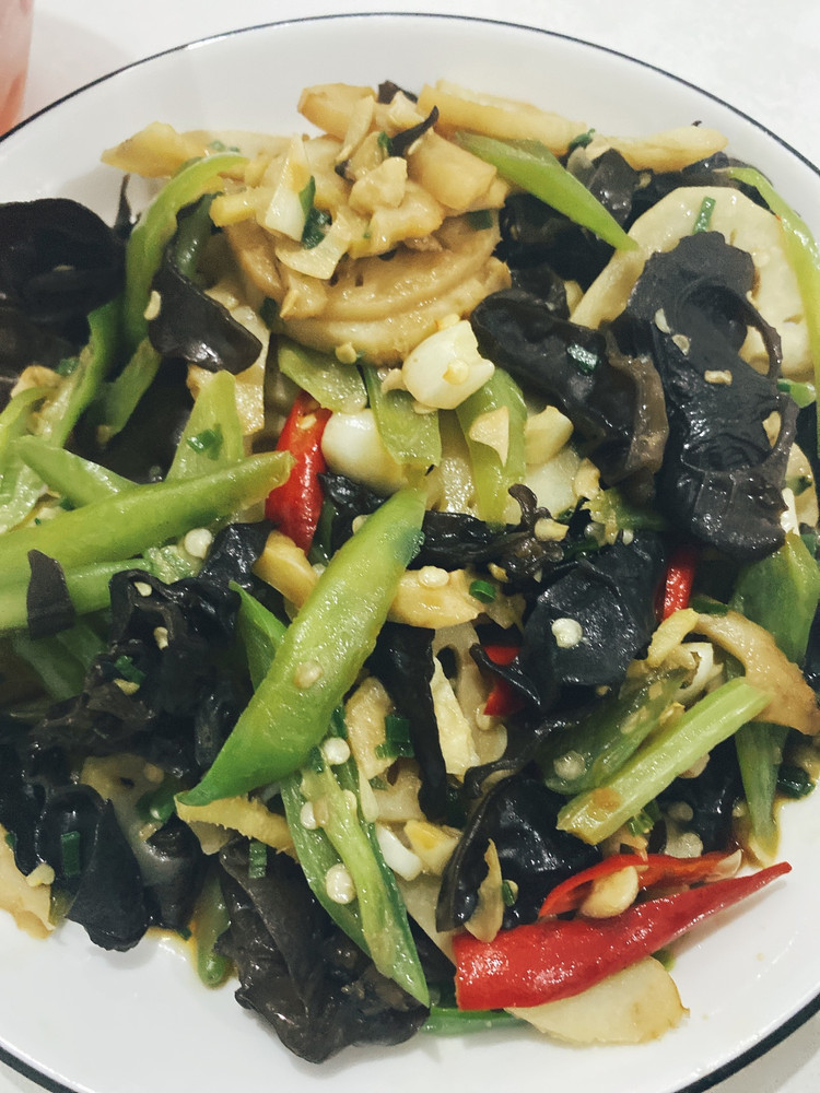 夏日晚餐图3
