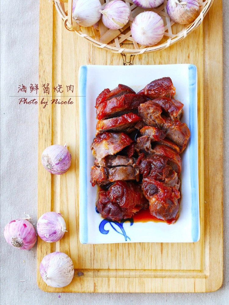 三步搞定好吃的肉肉：海鲜酱烧肉图1