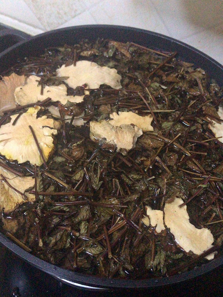 土茯苓仙草膏图3