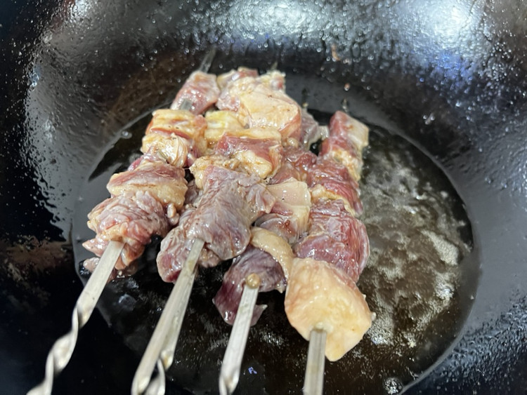 今天吃肉串图4