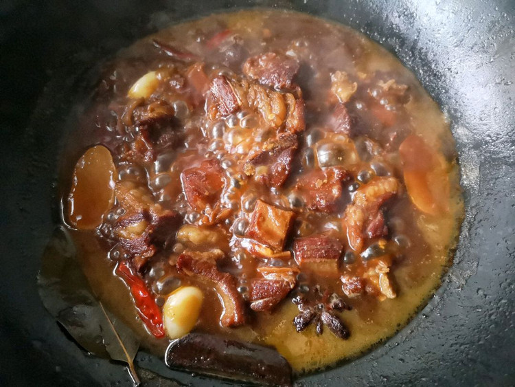 软烂入味，香味浓郁,味道超赞的土豆烧牛肉，吃一口汤汁都扫光。图7