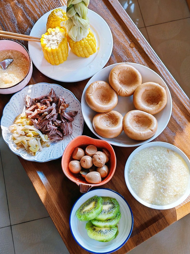 开学了，开始做饲养员啦。图1