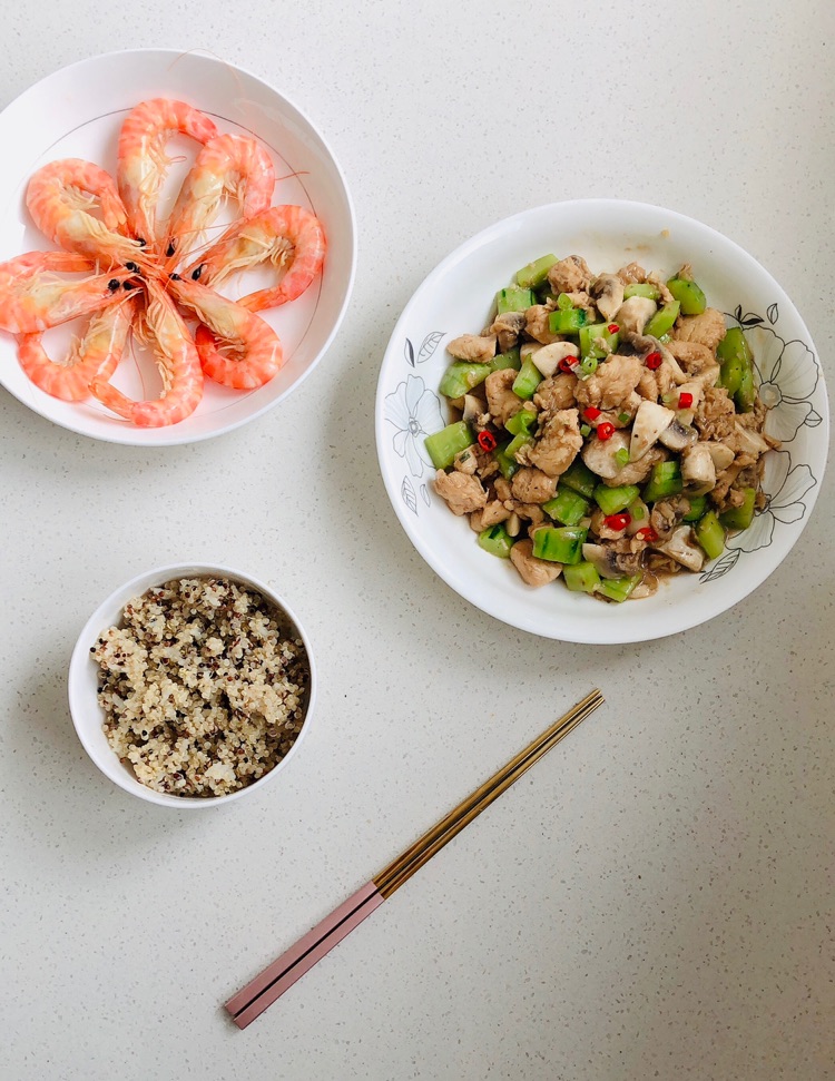 鸡丁口蘑&大虾🍤&藜麦饭图1