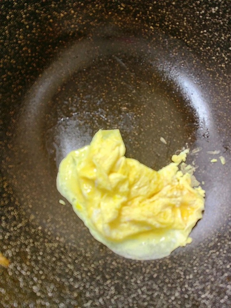 鸡蛋炒海鲜菇图4