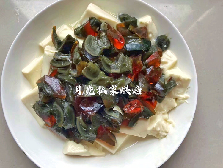 皮蛋嫩豆腐做成凉拌菜，清爽开胃，营养美味，10分钟搞定图5