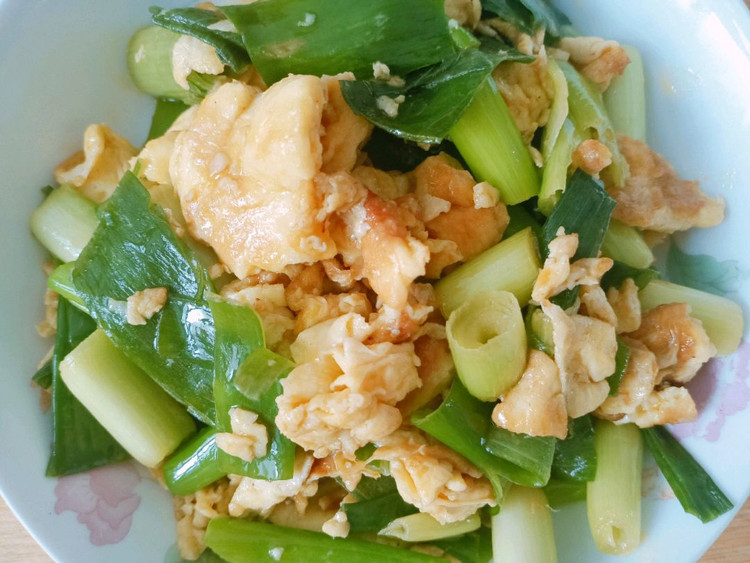 鸡蛋炒大葱图1