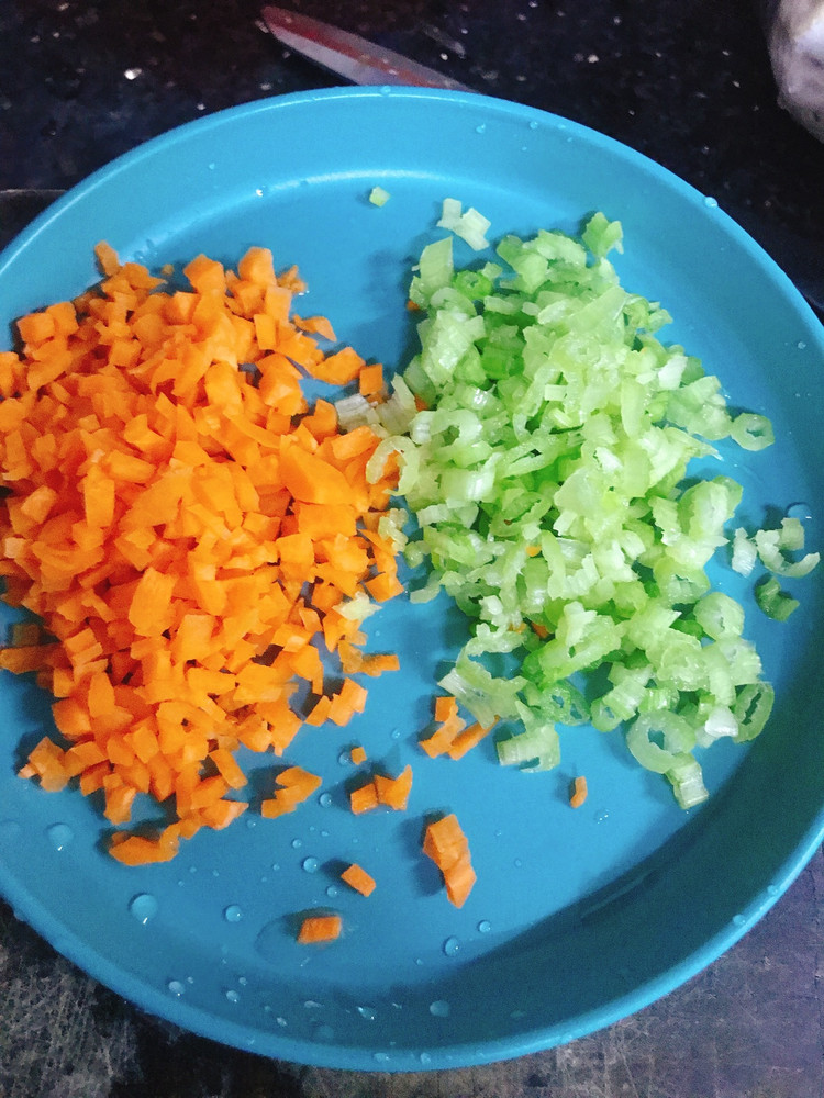 健康香煎藜麦鸡胸虾肉饼图4