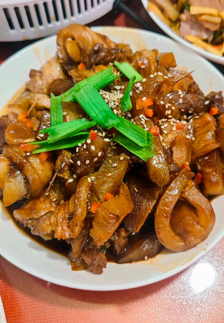 家庭聚餐美食图5