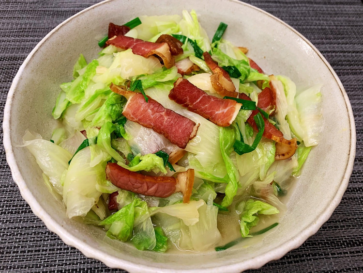 白菜炒腊肉