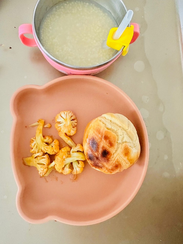 宝宝的早餐和午餐图1