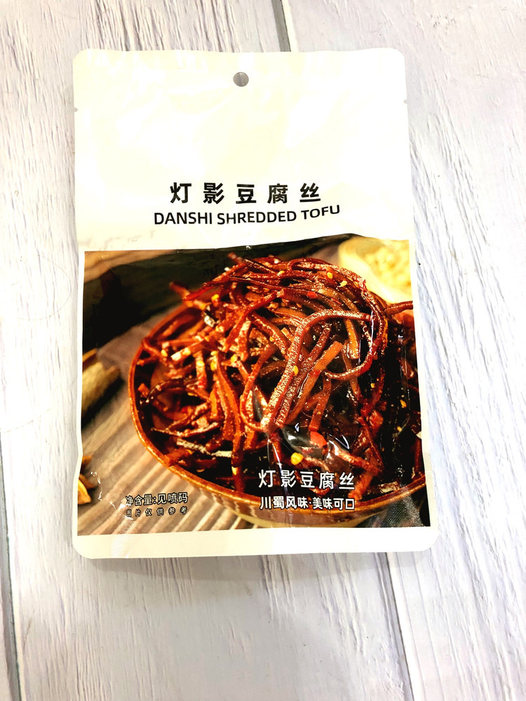 灯影豆腐丝图1
