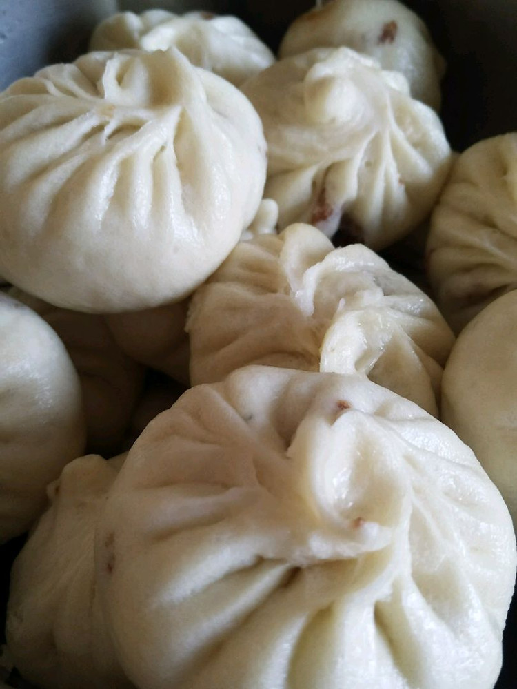 小笼包子鸡蛋汤，再加一个凉拌石花菜图2