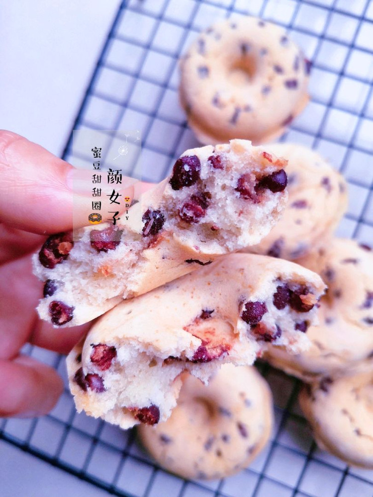 蜜豆甜甜圈🍩满满的蜜豆，用面粉坐的蛋糕甜甜圈⭕哦﻿⊙∀⊙！图3